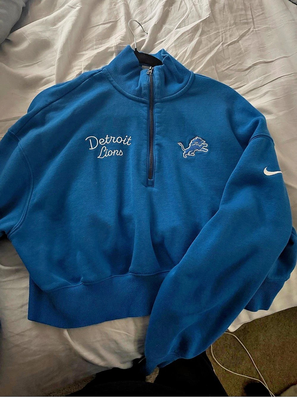 Nike Detroit Lions Women's Crop Half-Zip Sweatshirt Blue